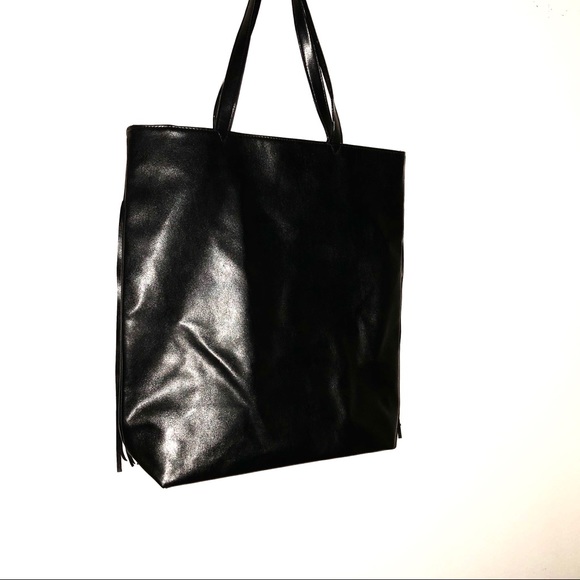 VICTORIA SECRET DRAWSTRING FRINGE BAG - Picture 3 of 6